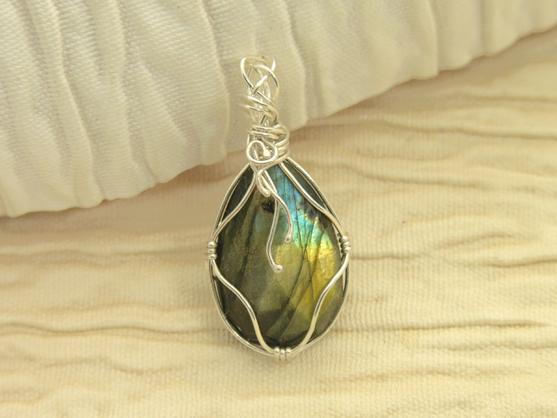 Labradorite Faceted Pendant